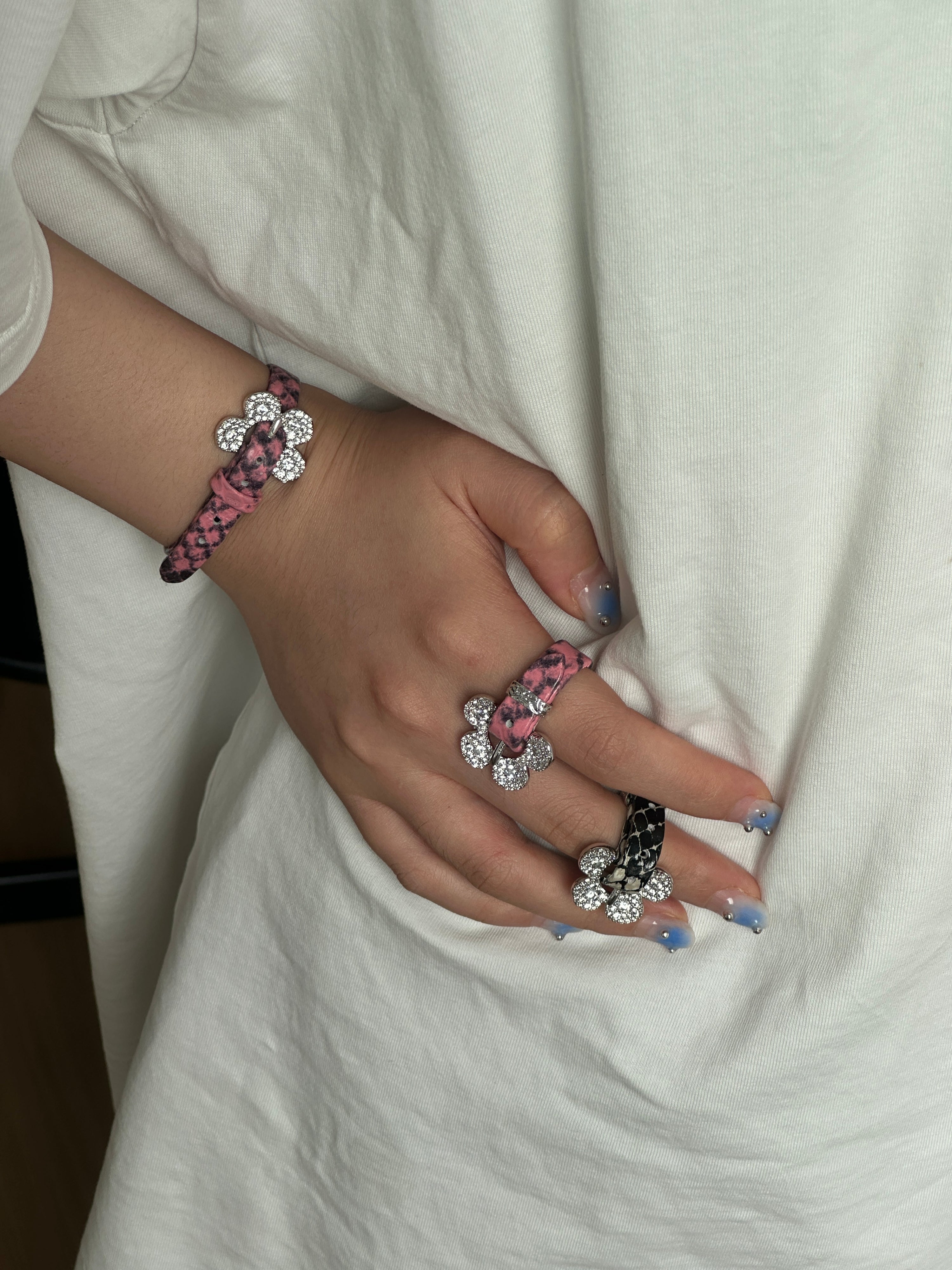 Pavé Flower Buckle Belt Ring White