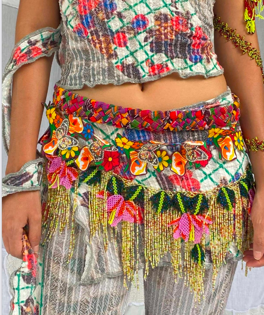 BEADED BELT